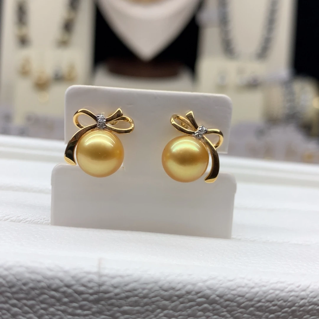 18K金镶嵌海水珍珠耳饰8.6mm金珠耳钉