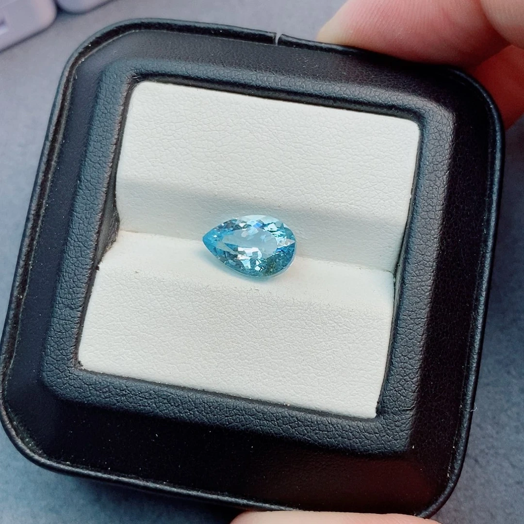 海蓝宝石笔搁未镶嵌2.88ct 圣玛利亚