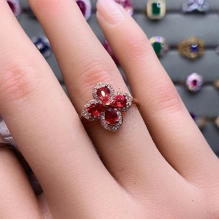 银S925镶嵌蓝宝石戒指