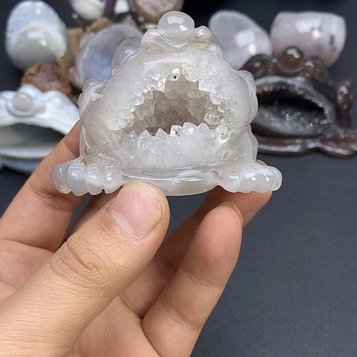 玛瑙/玉髓未镶嵌珠宝奇石