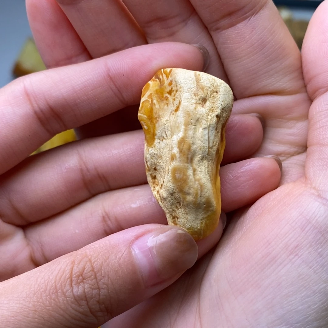 定制琥珀天然蜜蜡