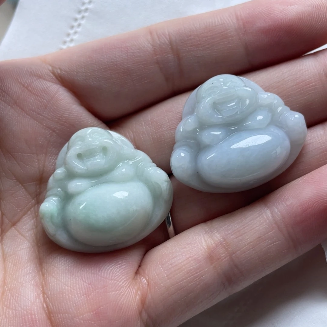 翡翠颈饰未镶嵌花****姐