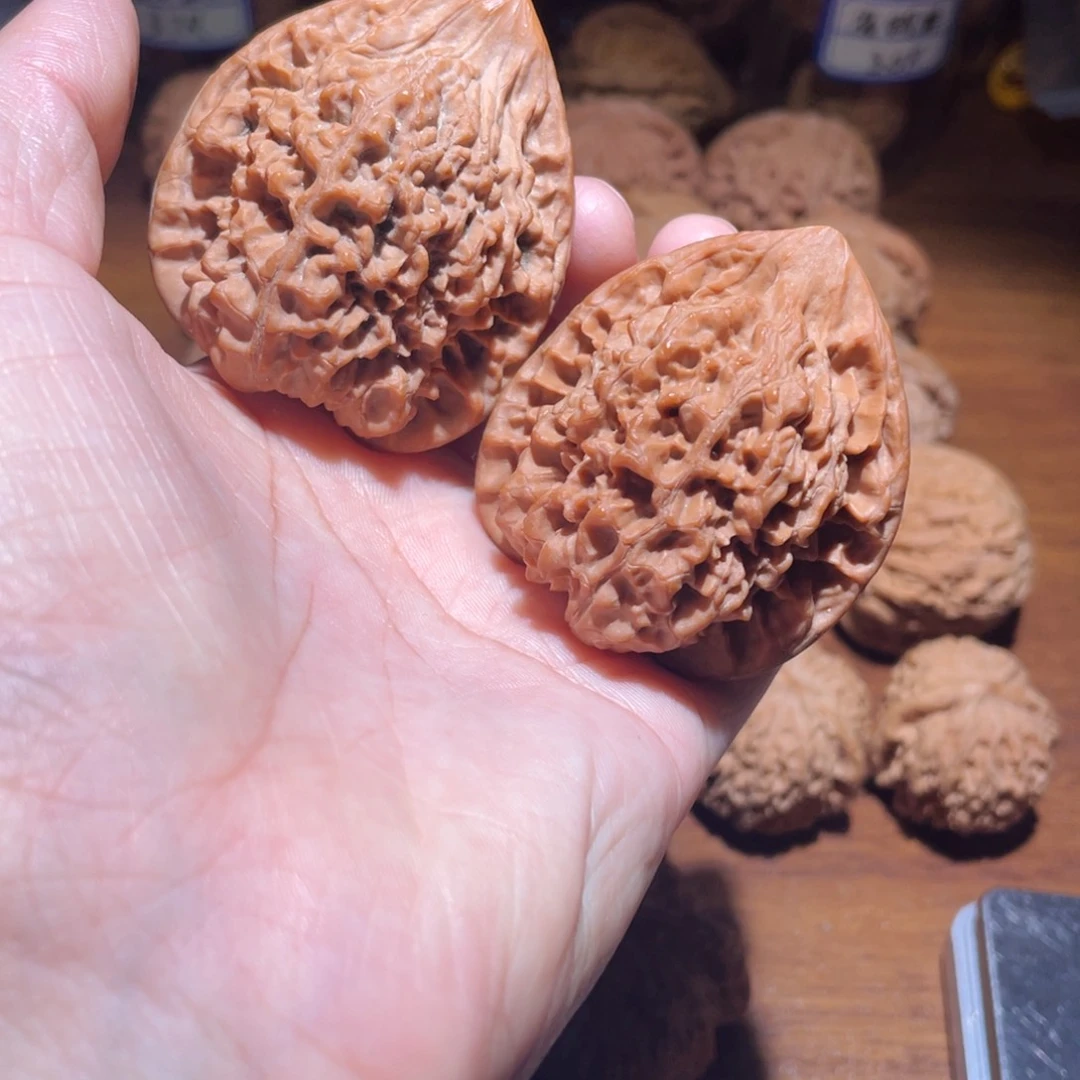 吊坠桃核44尺官帽，