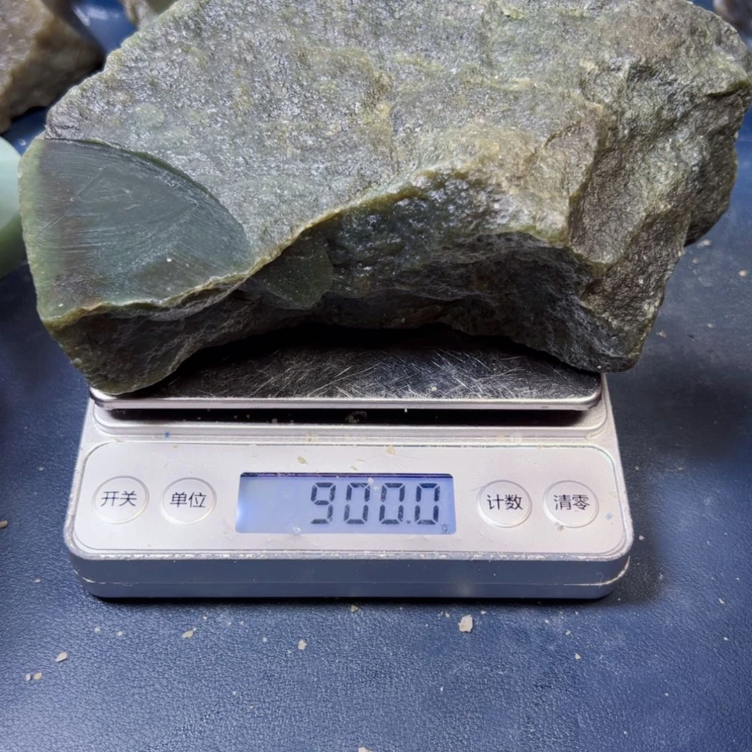 和田玉未镶嵌珠宝半成品