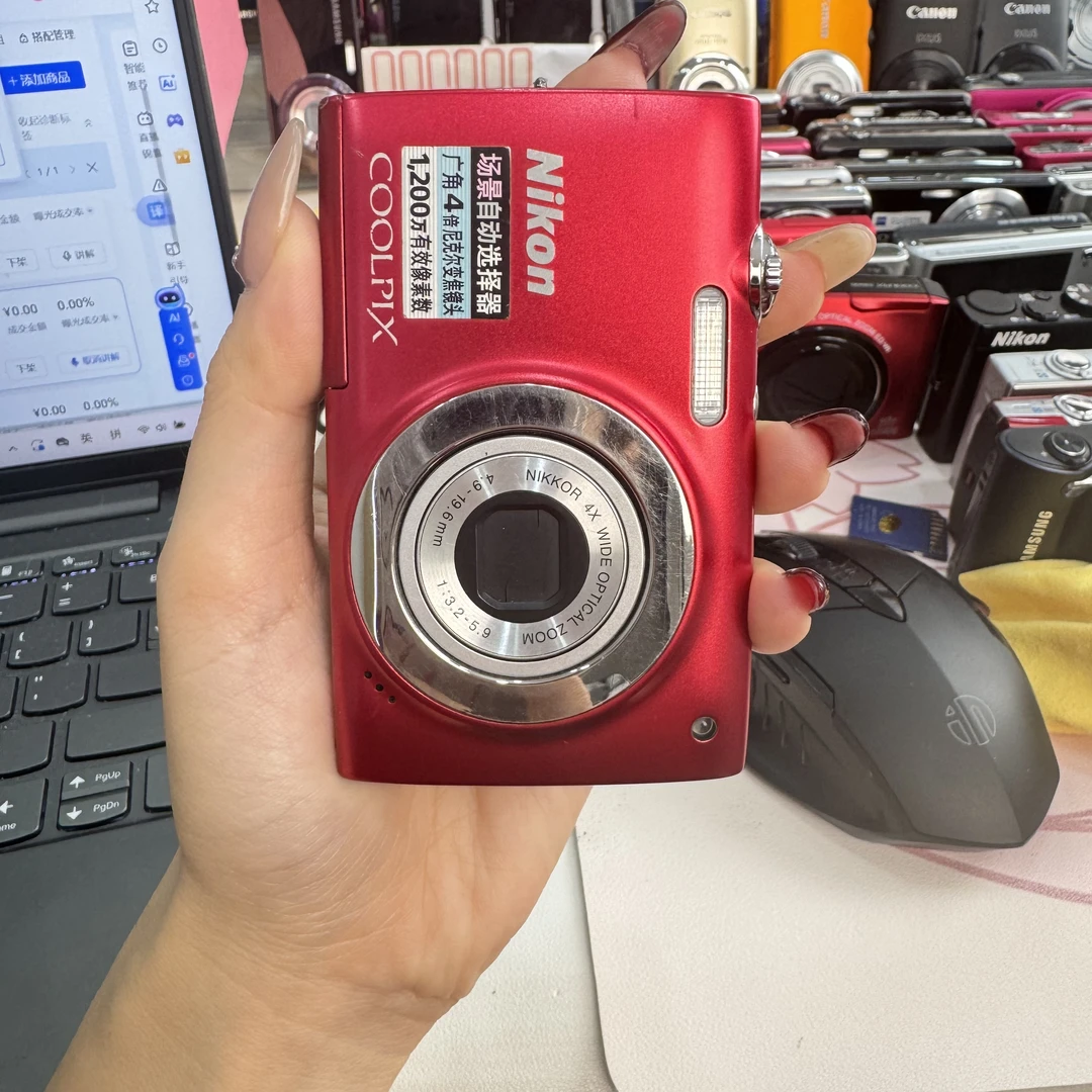 95新 Nikon/尼康 s2500柔白款奶油肌出片1210万像素复古数码相机