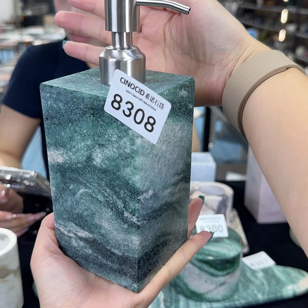 静****行8308挪威绿洗手液福利