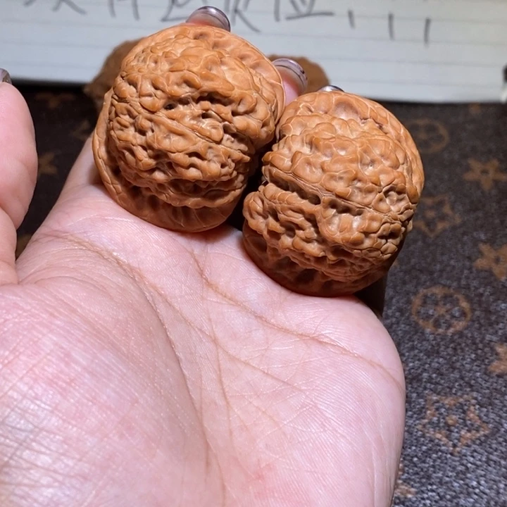 燕***心手串/手链核桃血麒麟
