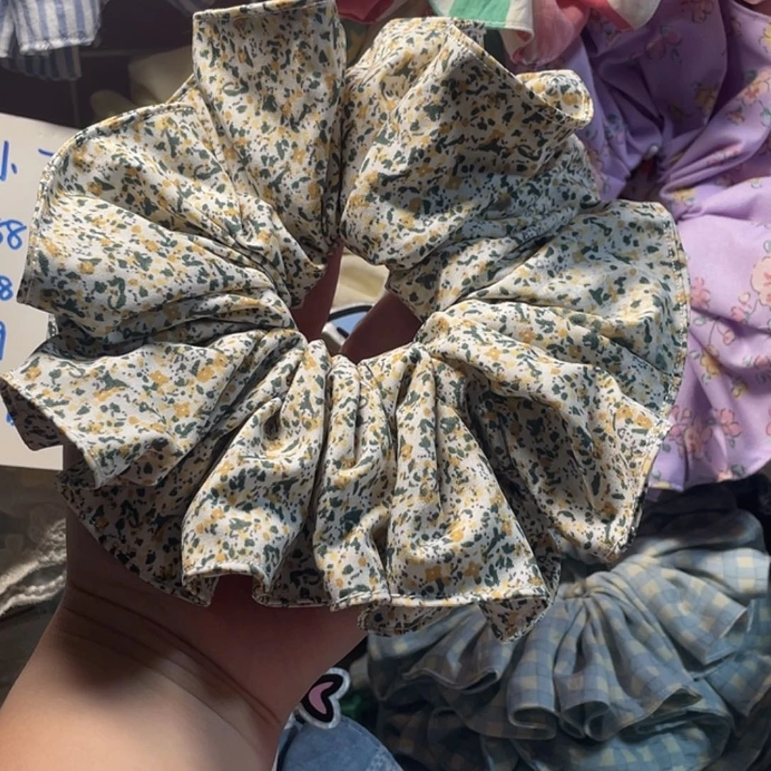布艺非金属小碎花多褶大肠圈