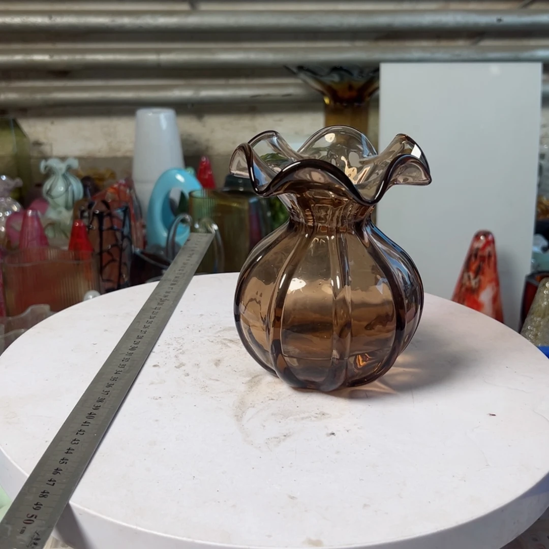 透茶色高度17琉璃花器摆件微瑕