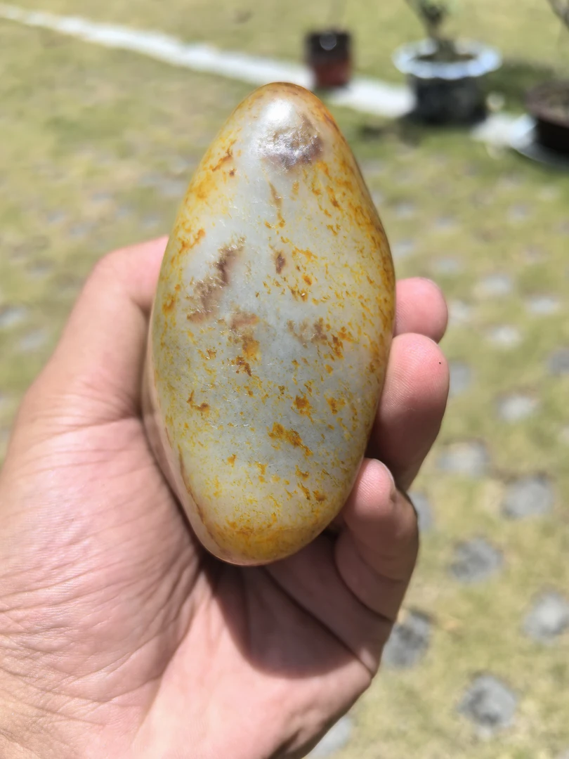 新疆和田玉黄皮原石高品质玉石原石