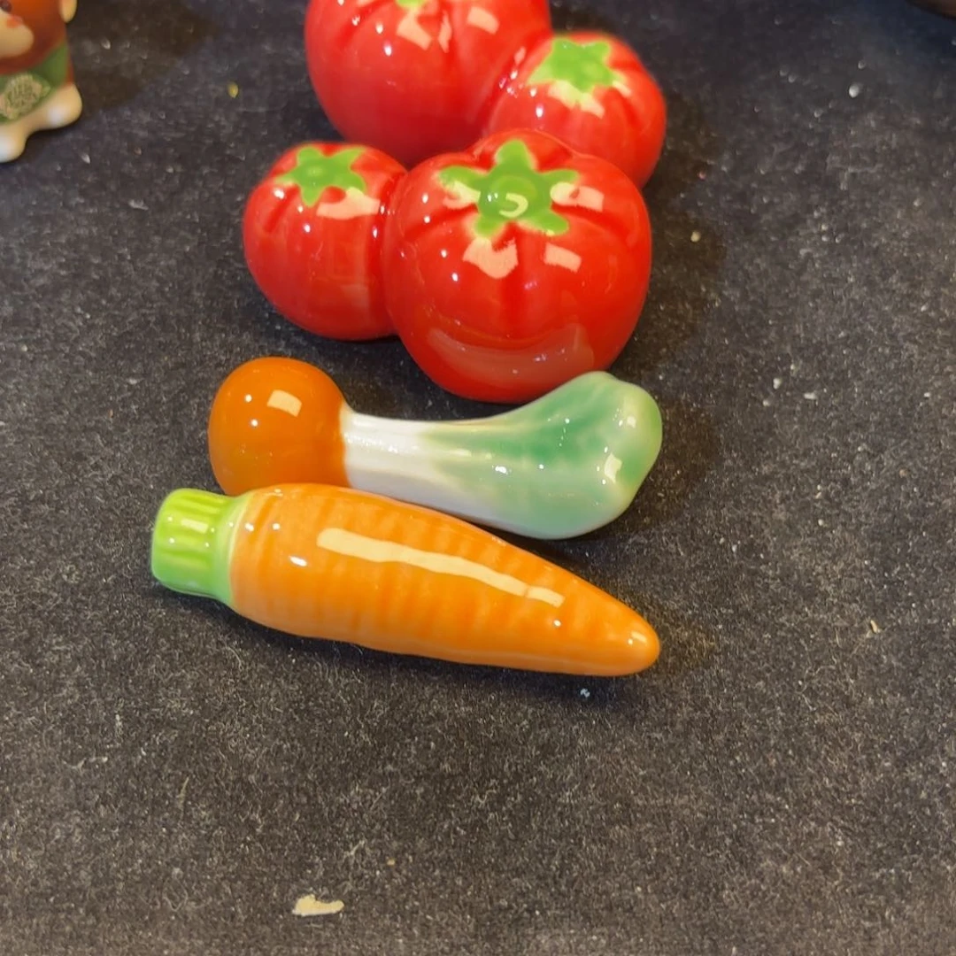 小***.景德镇手工手绘陶瓷