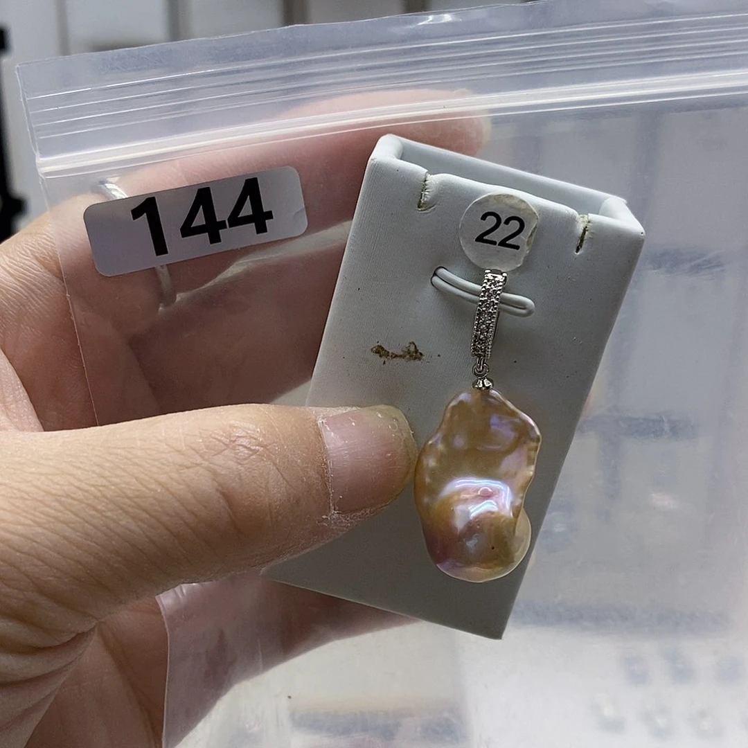 颈饰合金淡水珍珠