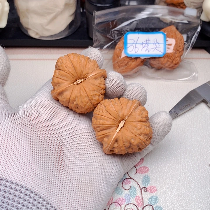 灰***机吊坠文玩核桃南瓜蹲