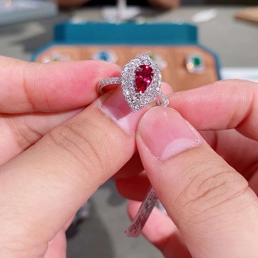 18K金镶嵌戒指红宝石1.17ct