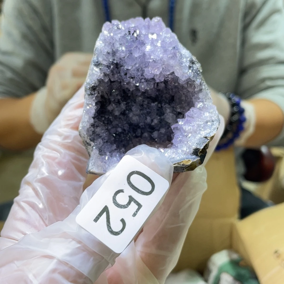 未镶嵌水晶珠宝半成品