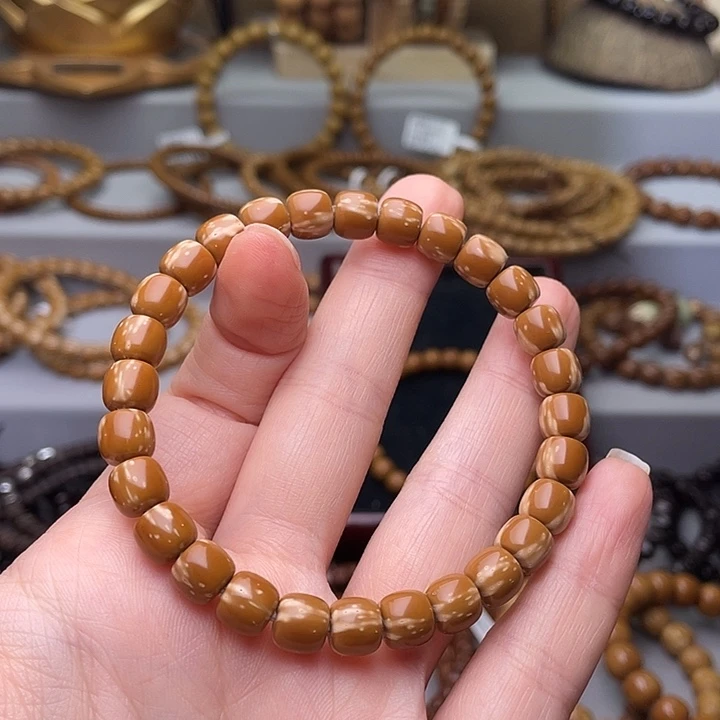 紫金鼠吊坠香****y紫金鼠8花皮桶珠