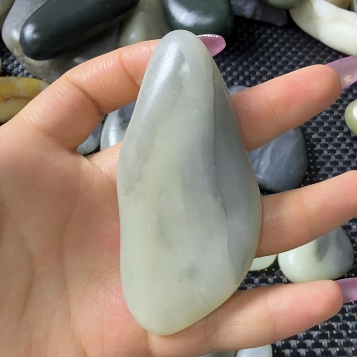 磬***夫和田玉未镶嵌挂件