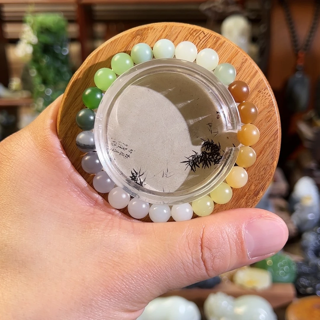 和田玉未镶嵌手串