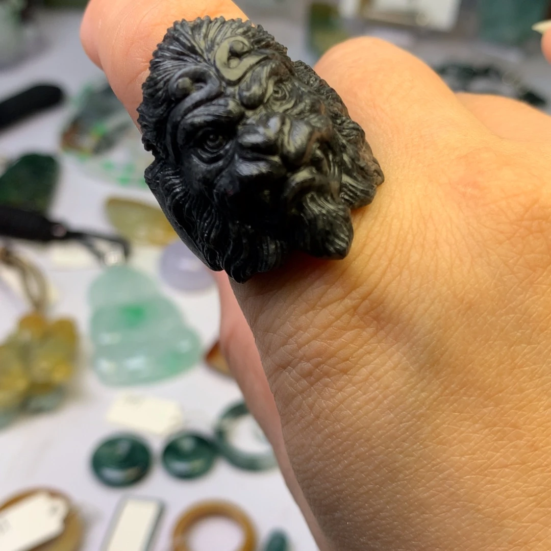 定制翡翠未镶嵌翡翠