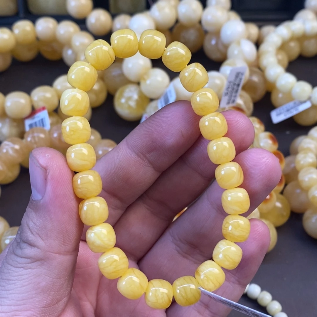 蜜蜡未镶嵌珠宝奇石