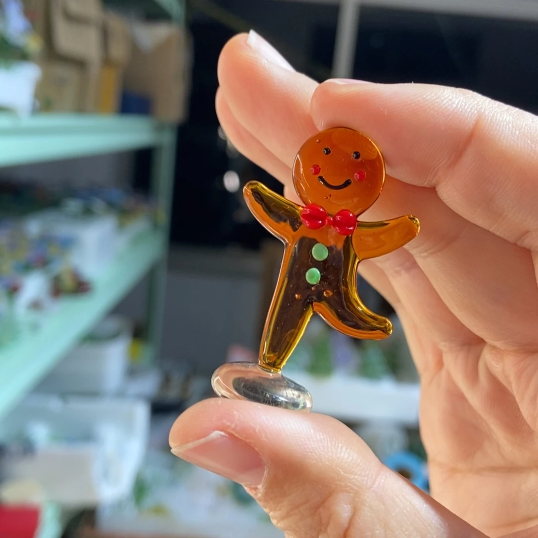 手工艺品琉璃梁斌人