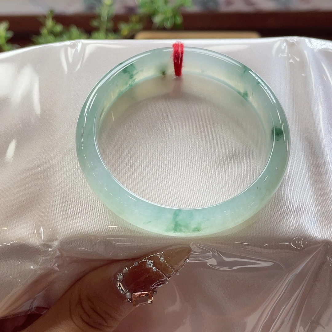 翡翠未镶嵌手镯7 号链接