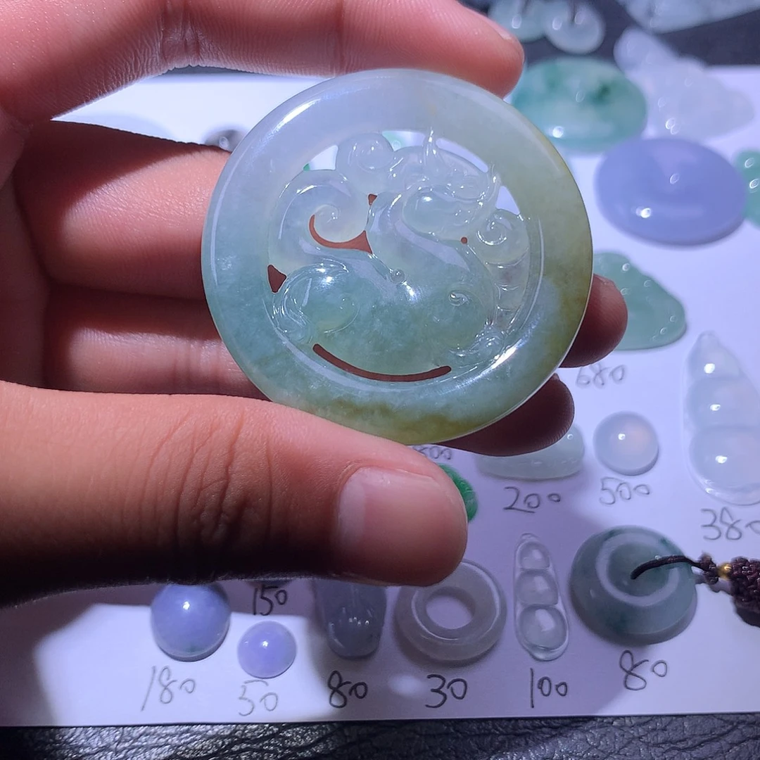 颈饰未镶嵌翡翠圈