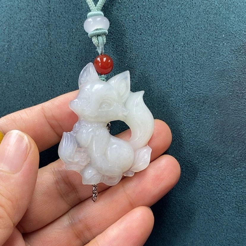 【闪购商品】蛇纹石玉未镶嵌吊坠