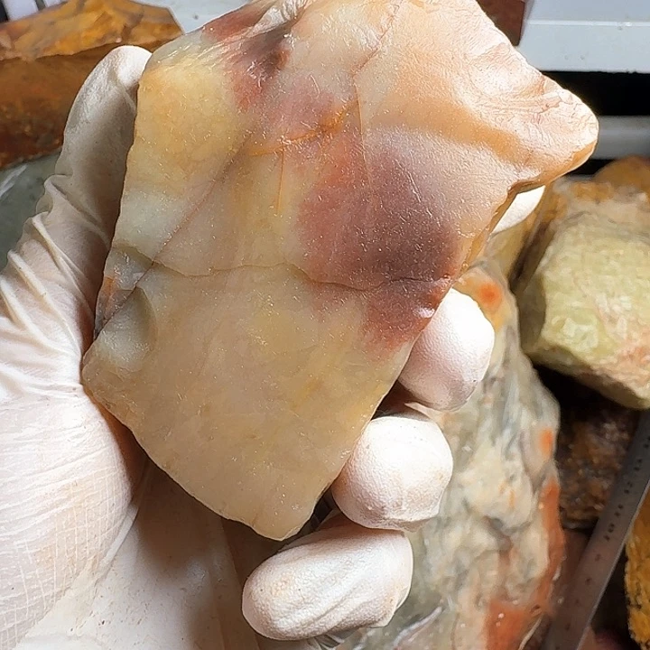 寿山石石****头寿山石的颜色