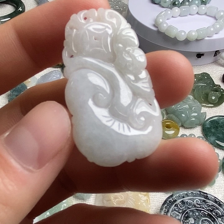 翡翠未镶嵌颈饰天然翡翠