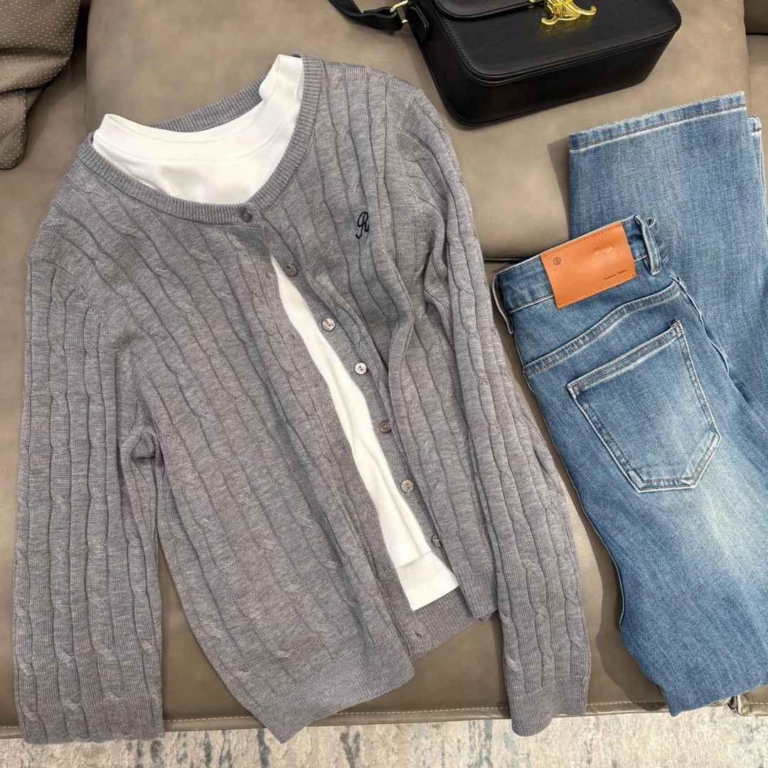 【初奢自制】韩系圆领刺绣字母针织衫简约开衫女春季新款