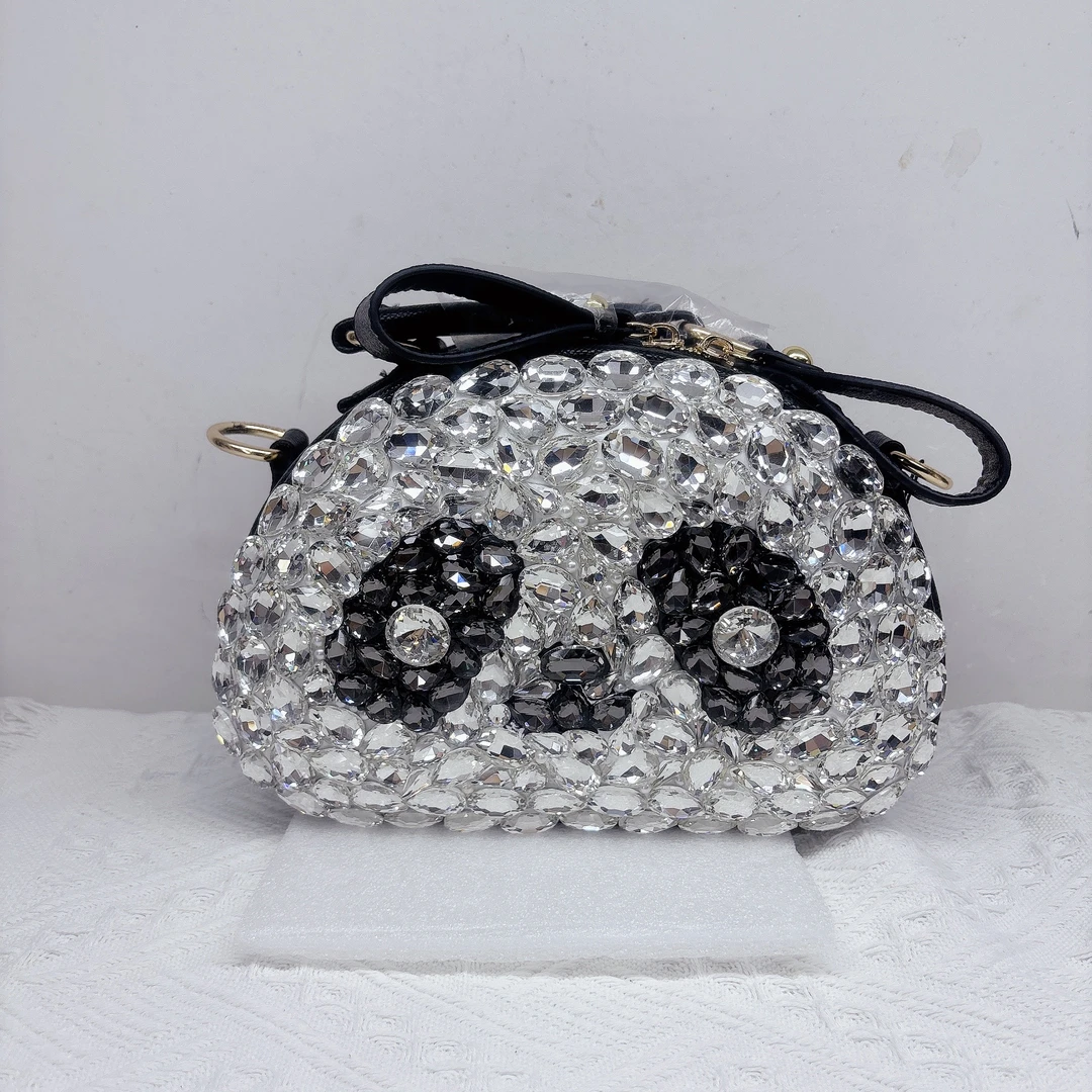 镶钻新款熊猫包百搭单肩斜挎包休闲潮流包包街头时尚女包小包包