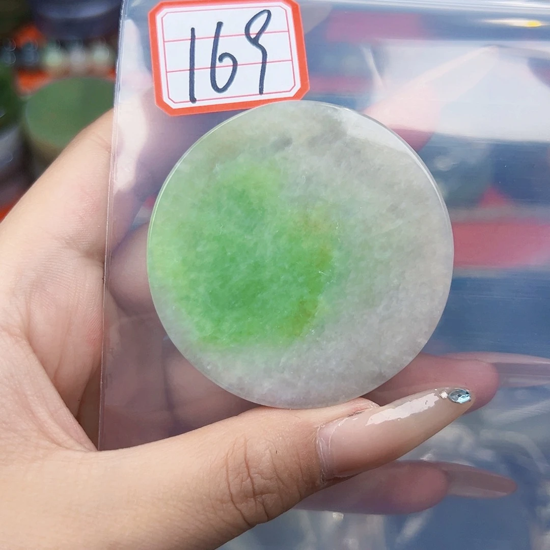 和田玉未镶嵌珠宝半成品