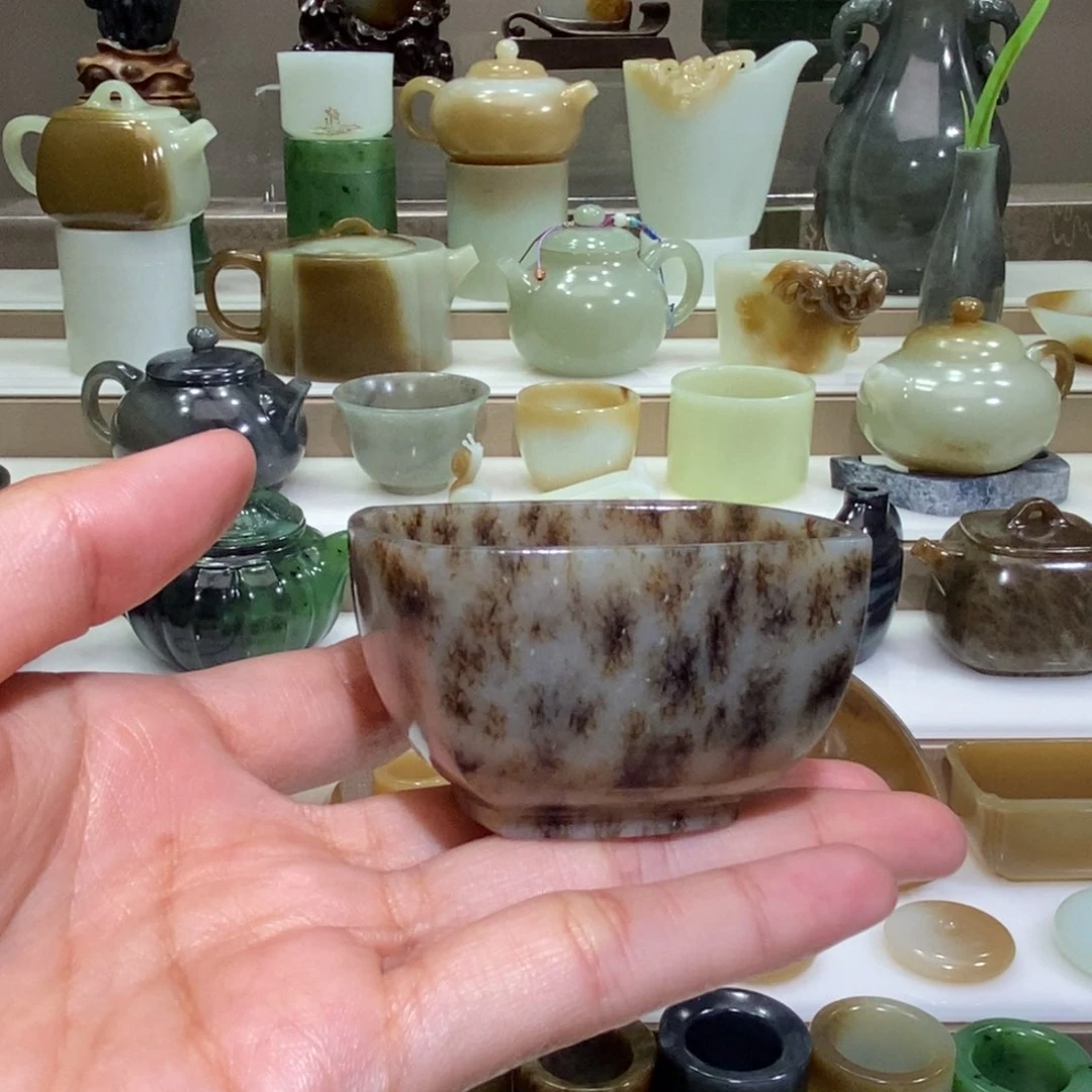 和田玉把件未镶嵌糖草花四方杯福利款