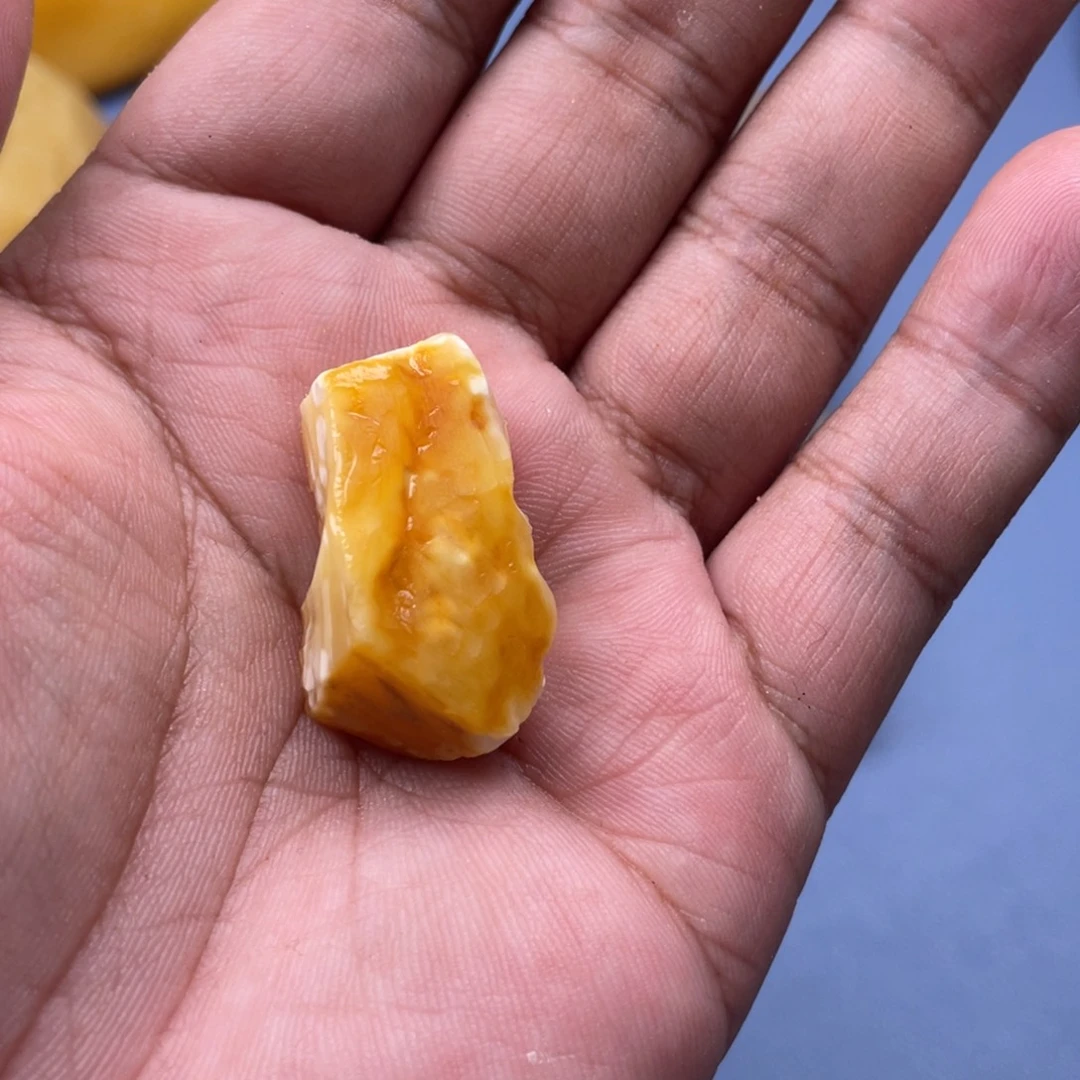 星***痕未镶嵌定制琥珀蜜蜡定制