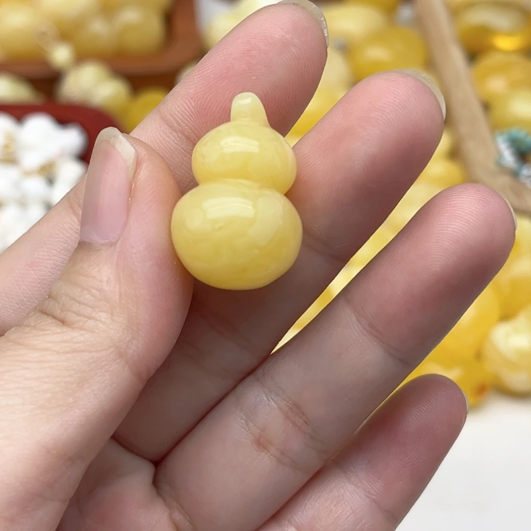 裸石蜜蜡未镶嵌配饰