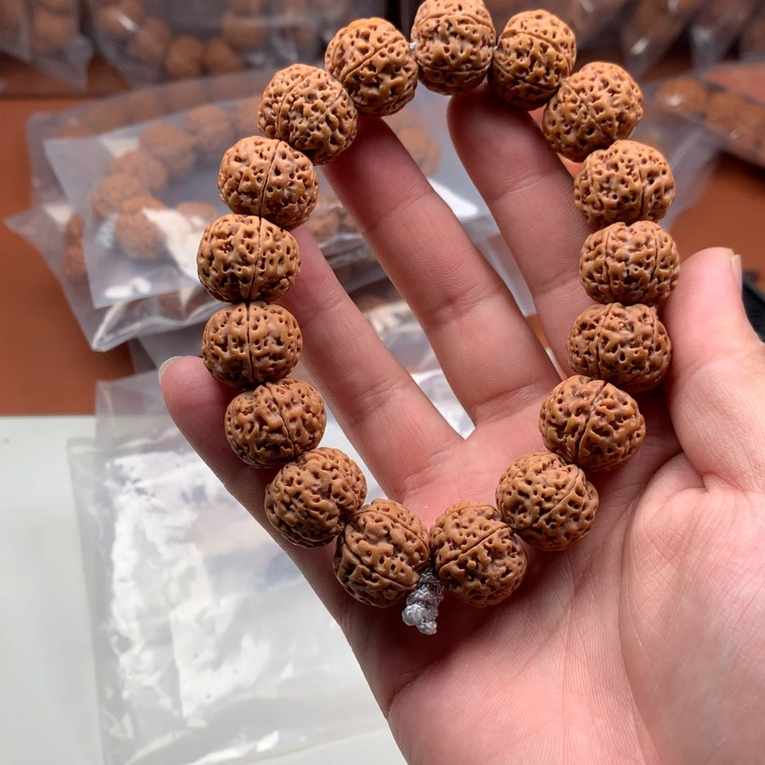 手串金刚菩提6瓣19+蜂王