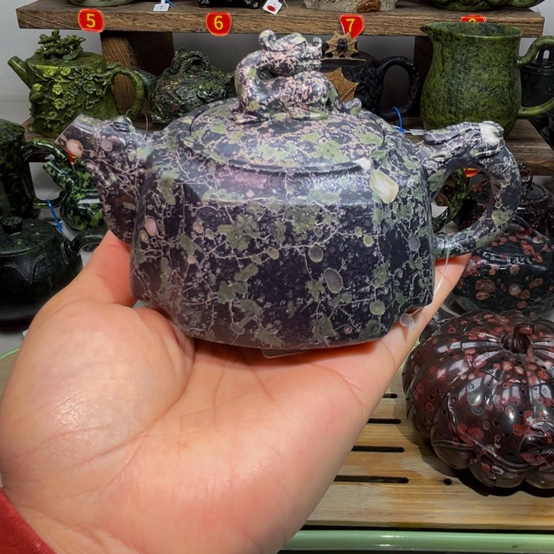 梅花石安山玉龙尊壶200cc