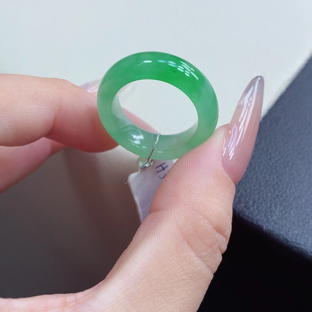 翡翠未镶嵌戒指15号