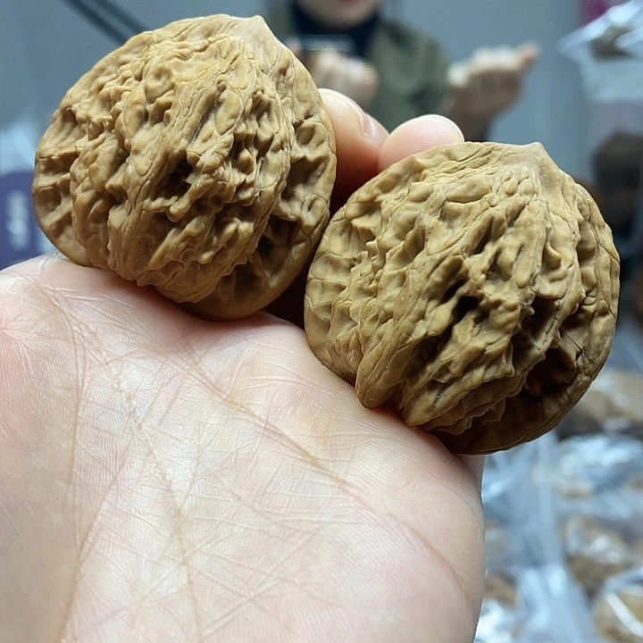 把件文玩核桃41.5虎头老树