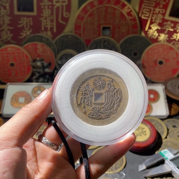 铜现代仿制工艺品