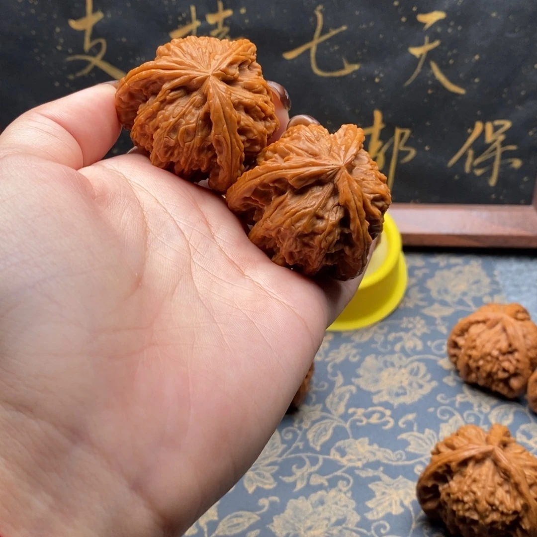 吊坠文玩核桃G**n白狮子