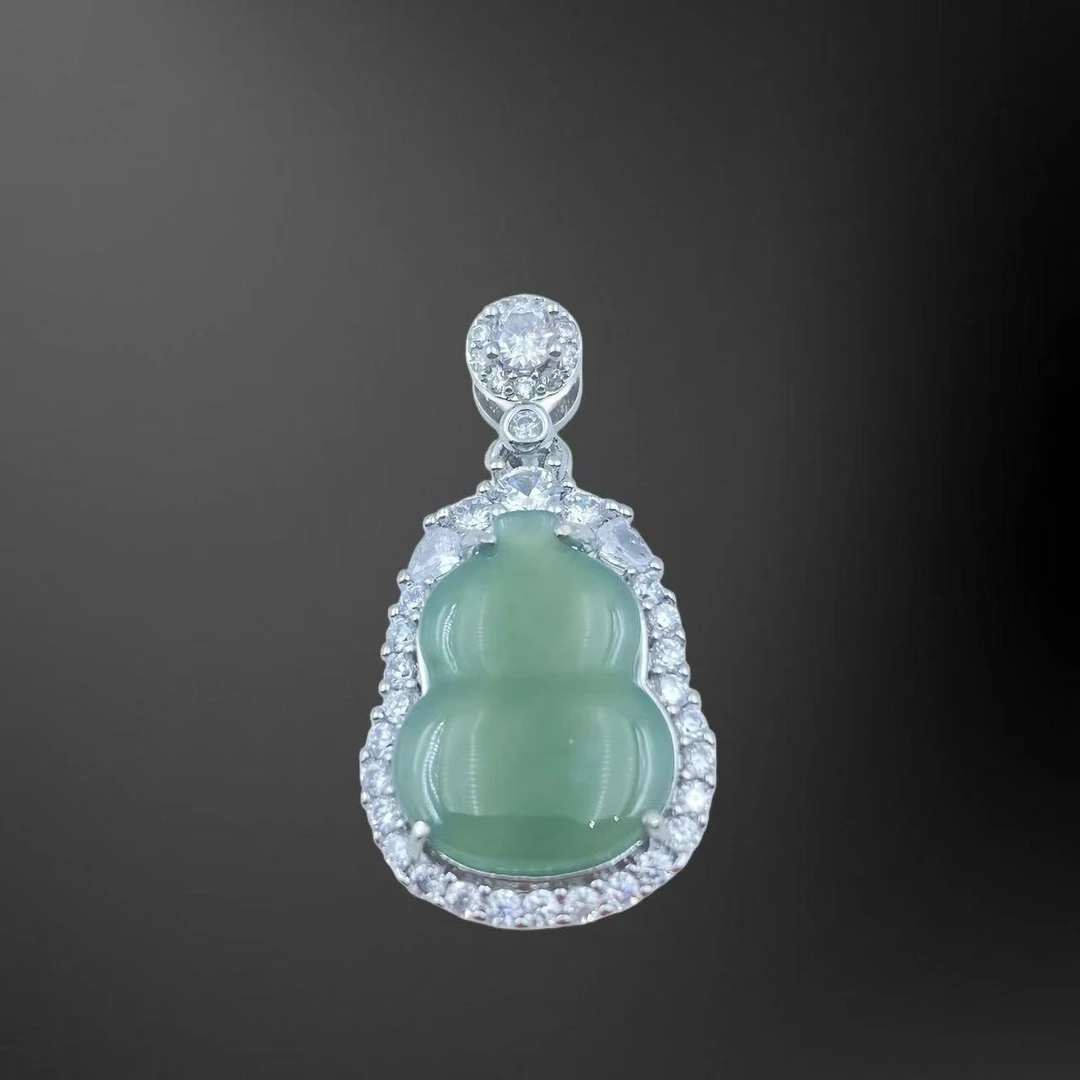 翡翠高冰满钻葫芦吊坠F911J（不含链）