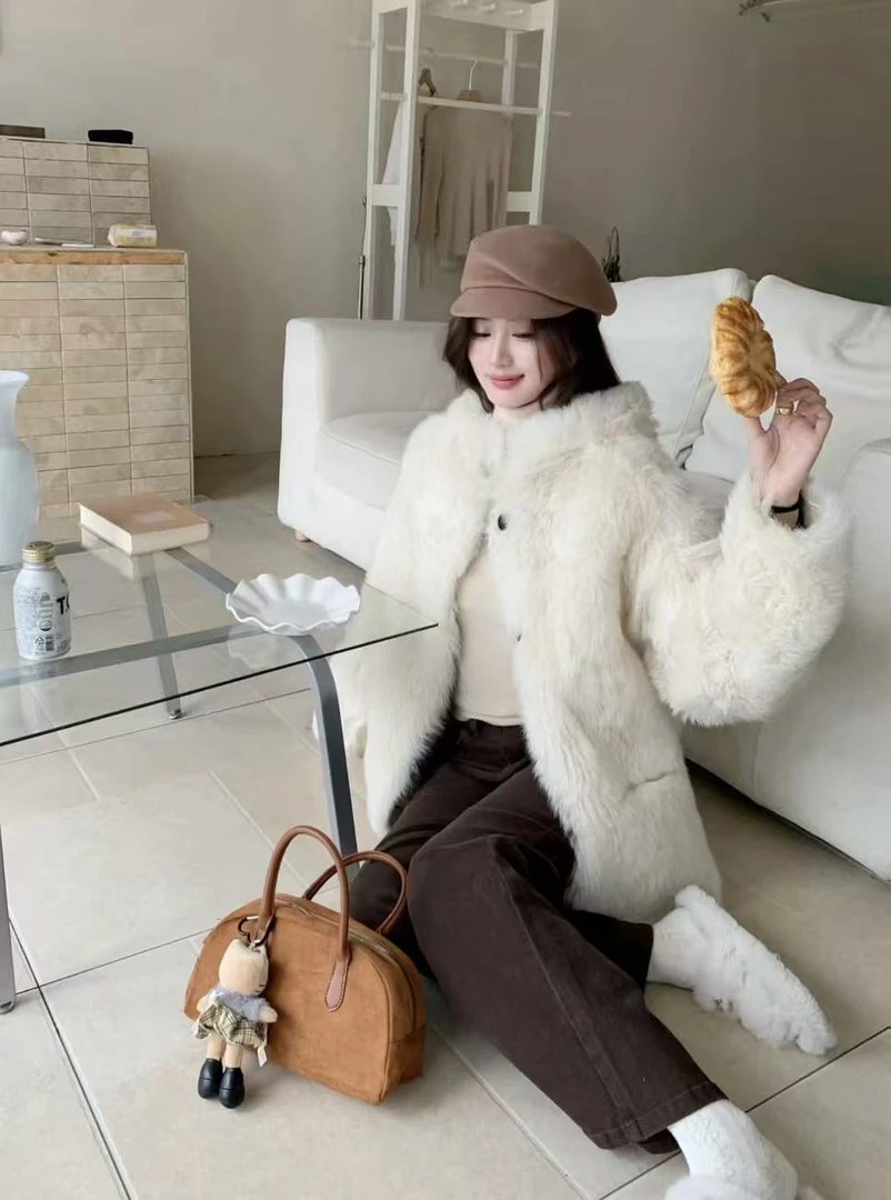 凯哥【时光手帐】连帽托卡两面穿胎羊毛海宁皮草女28138-1