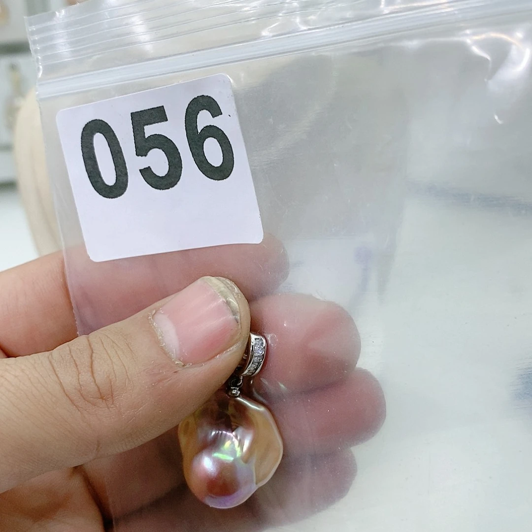 淡水珍珠颈饰合金