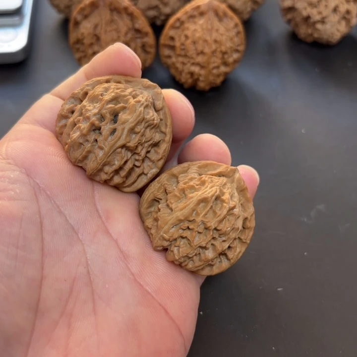 大叶紫檀（黑酸枝木类）三角白37