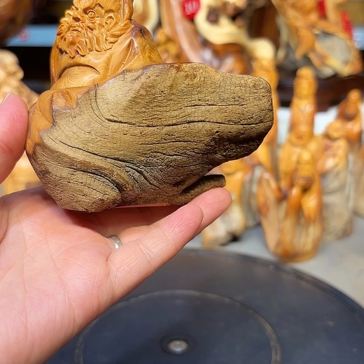 柏木太行崖柏钟馗摆件