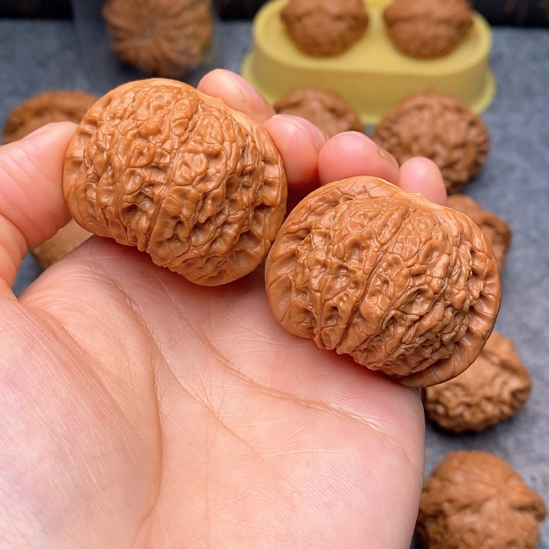 文玩核桃把件已*置血麒麟42尺