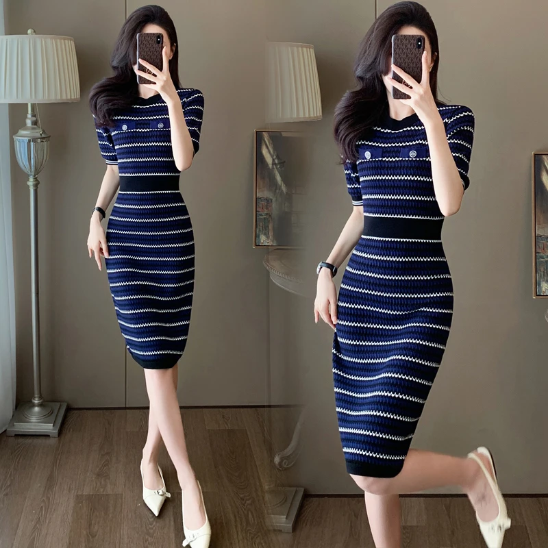 小香风时尚复古针织连衣裙修身包臀裙撞色条纹收腰夏季连衣裙女装