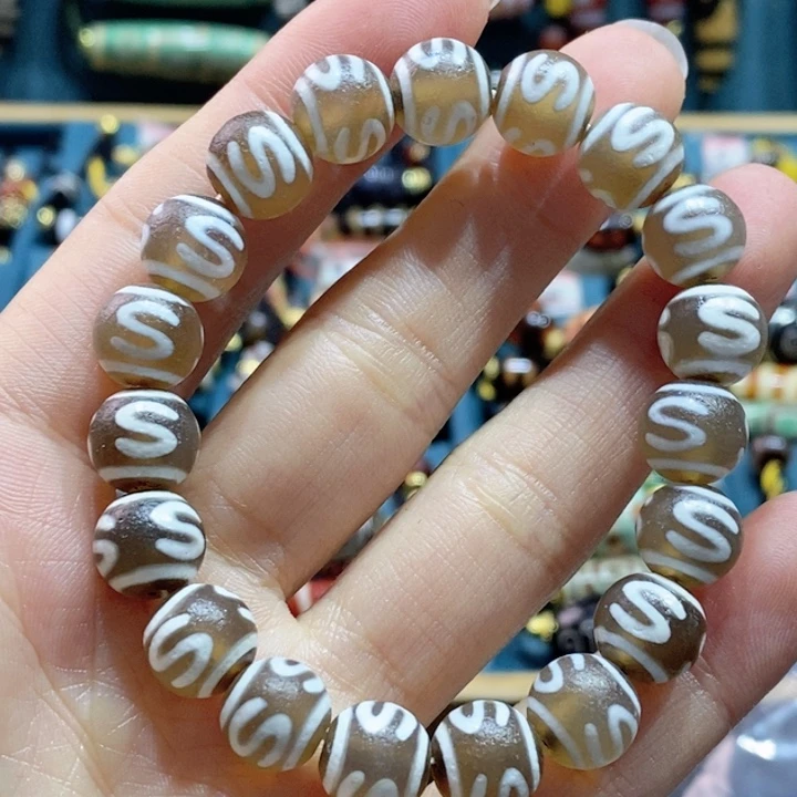 玛瑙/玉髓手串未镶嵌31